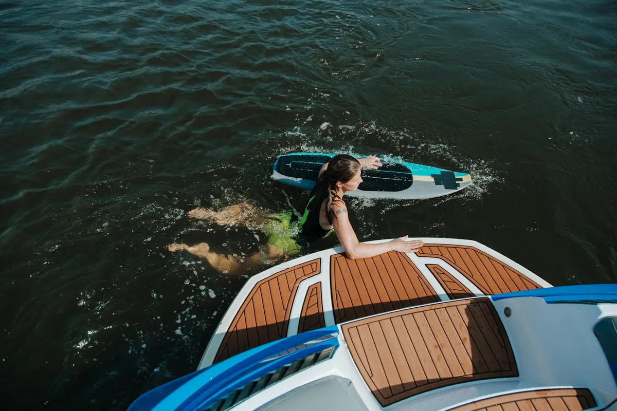 Wakesurf · Skimboard · Jet-ski